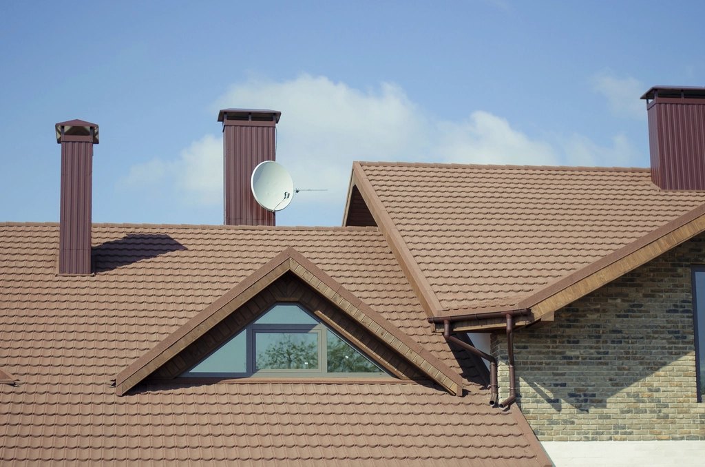 Newly shingled residential roof on an Ottawa home